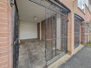 Photo 18- click for photo gallery